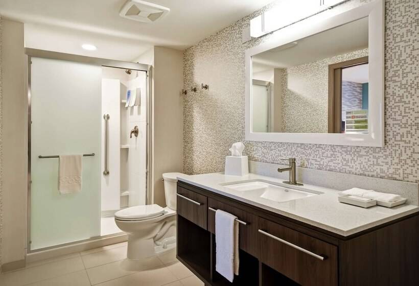 Отель Home2 Suites By Hilton Lagrange