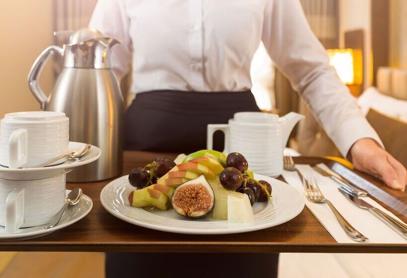 Отель Indigo Winston Salem Downtown, An Ihg