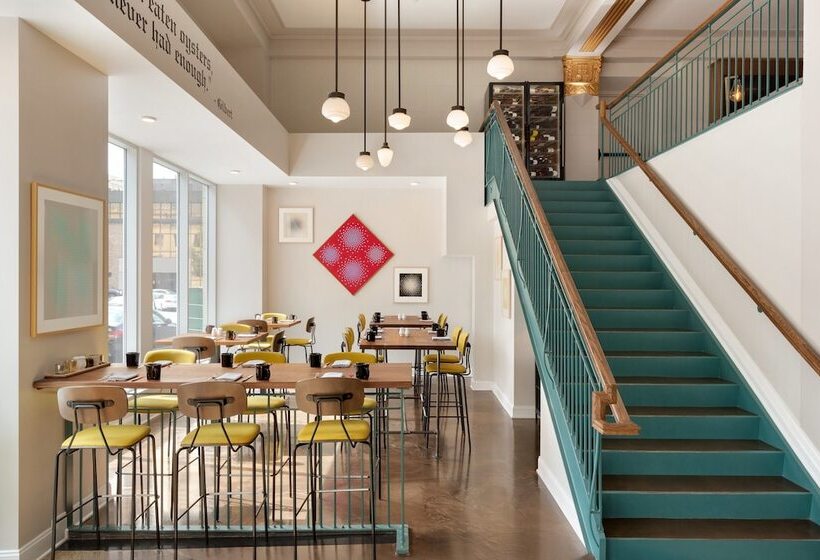 Отель Indigo Winston Salem Downtown, An Ihg