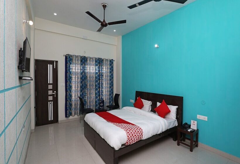 هتل Oyo 14634 Star Guest House