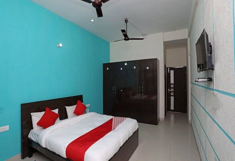 هتل Oyo 14634 Star Guest House