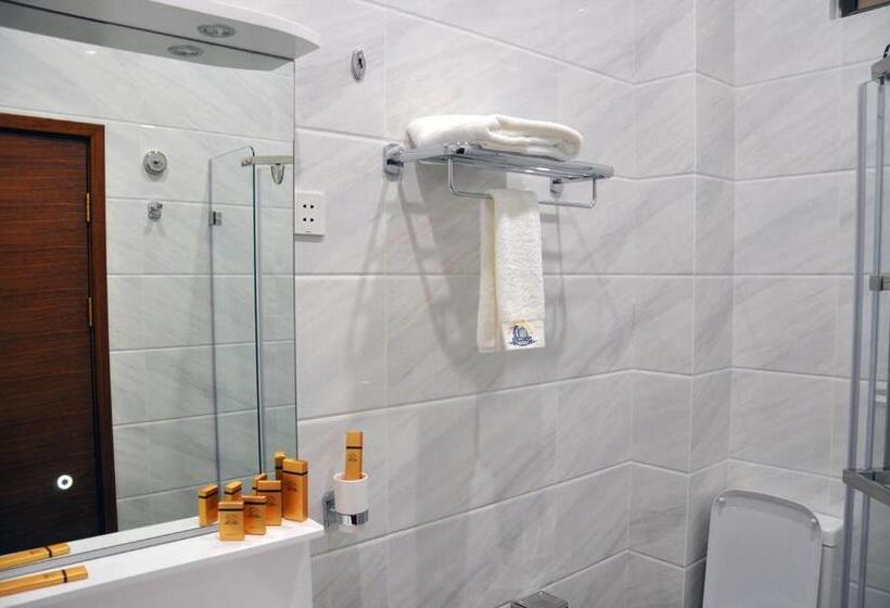 هتل Parliament Palace