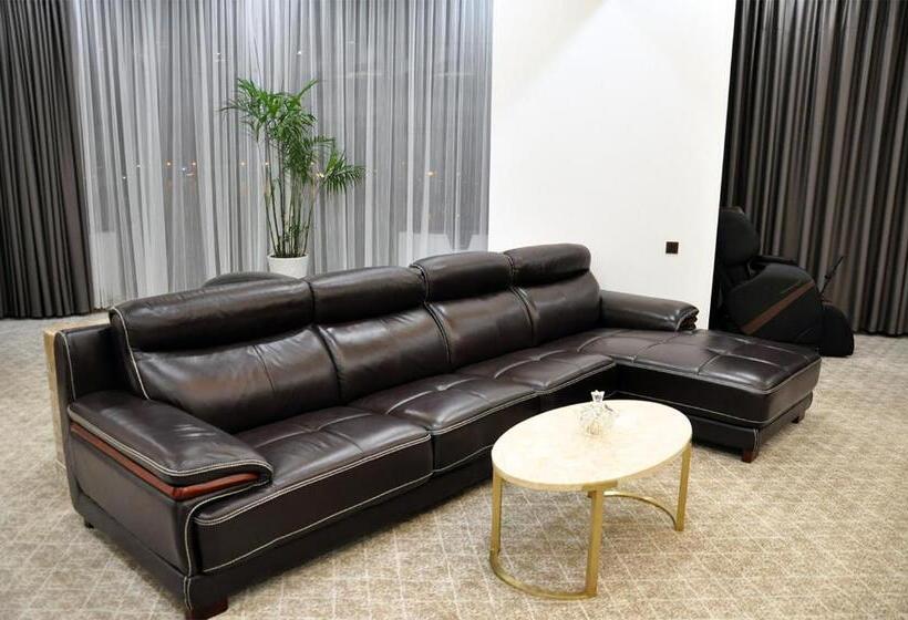 בית מלון כפרי Parliament Palace