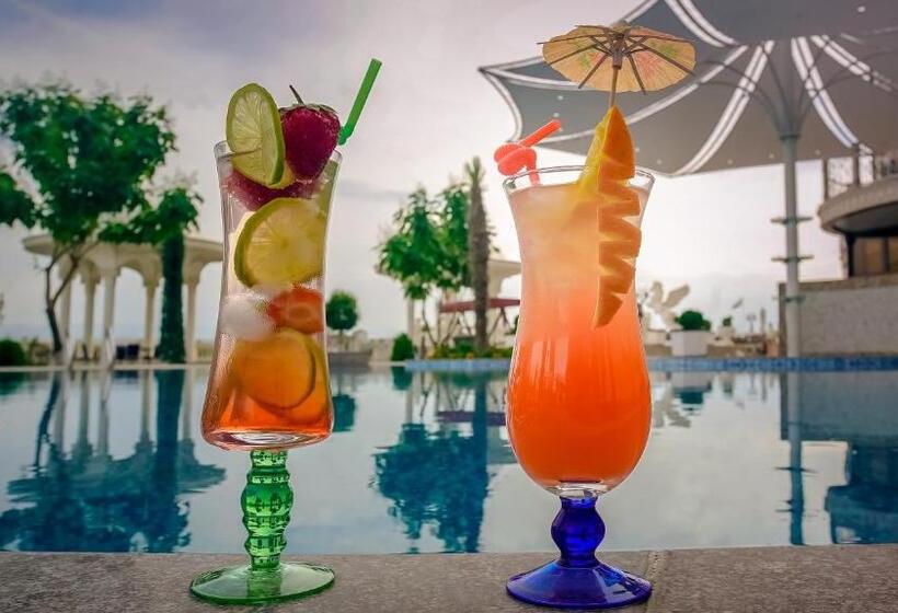 בית מלון כפרי Parliament Palace