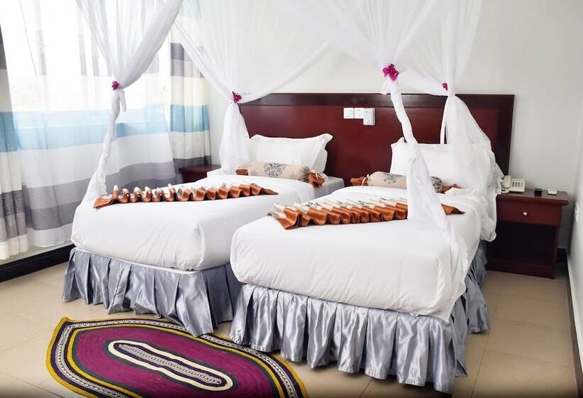 Отель Sea Crest