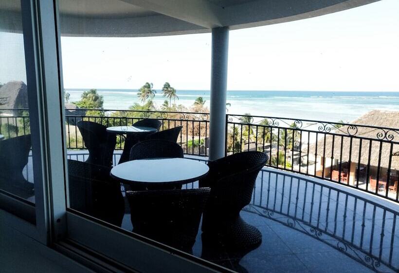 Отель Sea Crest