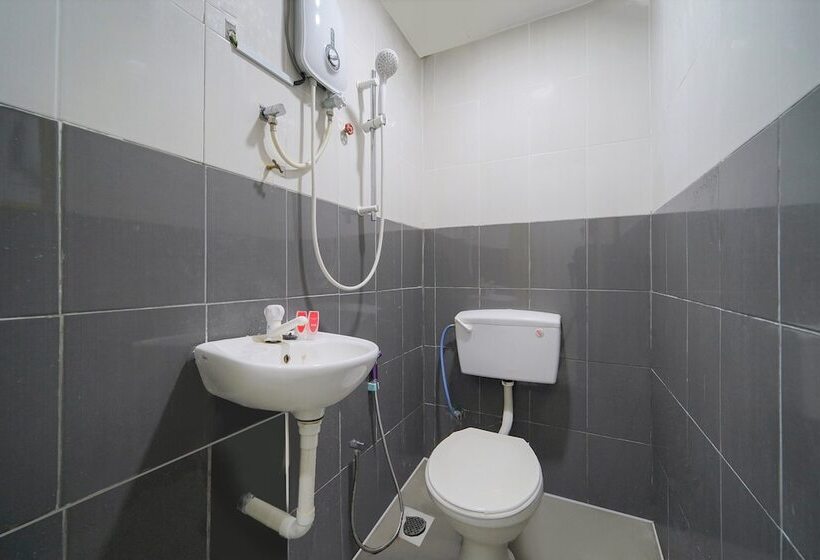 호텔 Sp Berlian Inn