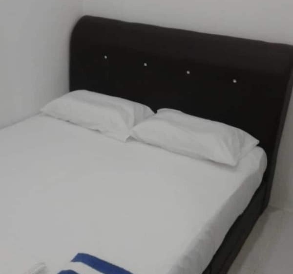 호텔 Sp Berlian Inn