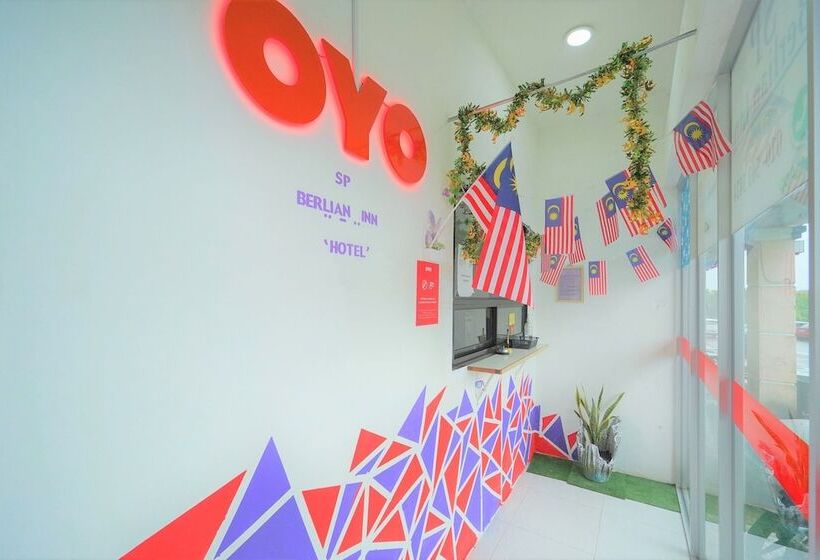 호텔 Sp Berlian Inn