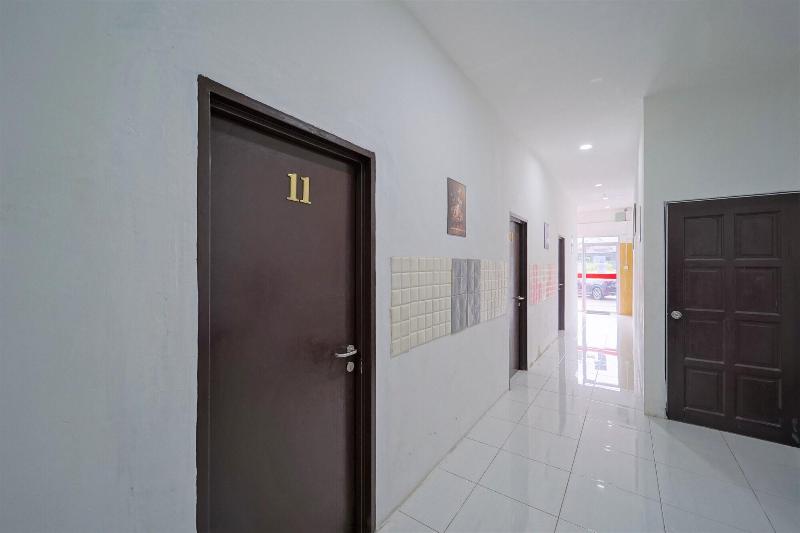 호텔 Sp Berlian Inn