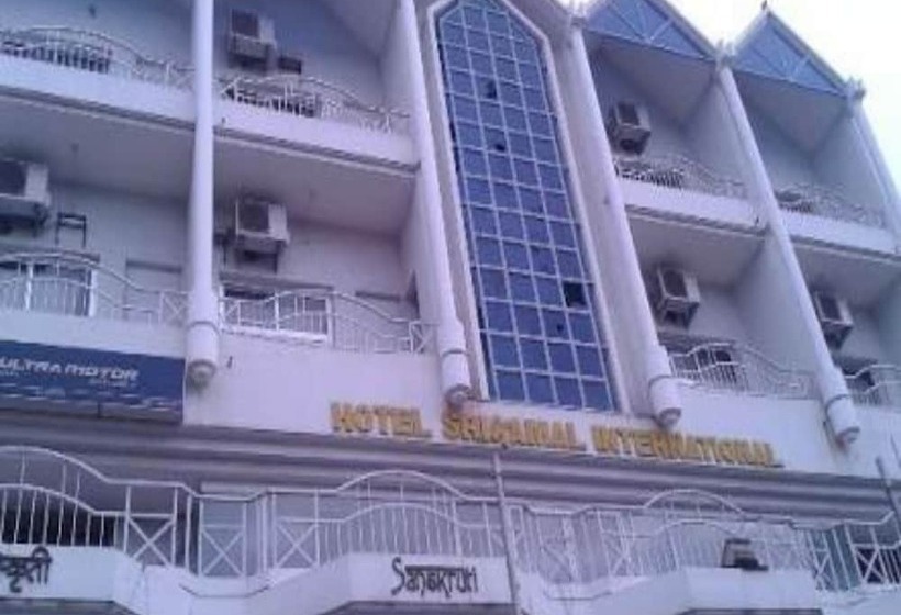 فندق Sri Kamal International