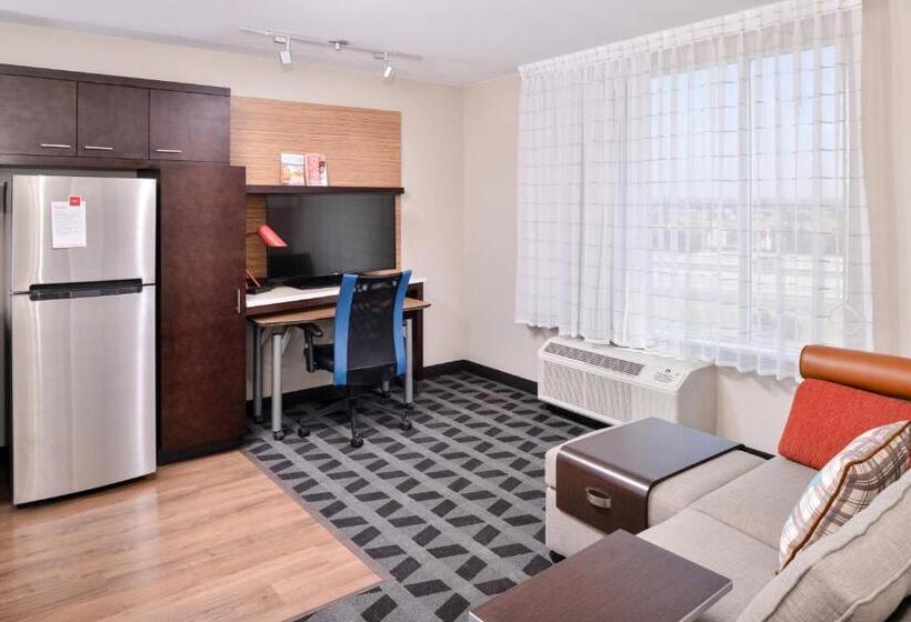 فندق Towneplace Suites By Marriott Ontario Chino Hills