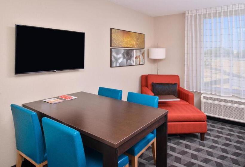 فندق Towneplace Suites By Marriott Ontario Chino Hills