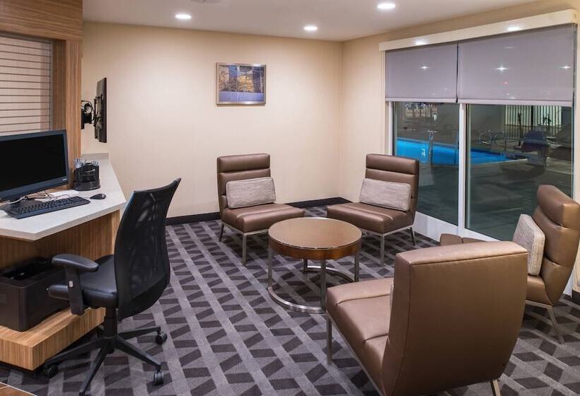 فندق Towneplace Suites By Marriott Ontario Chino Hills