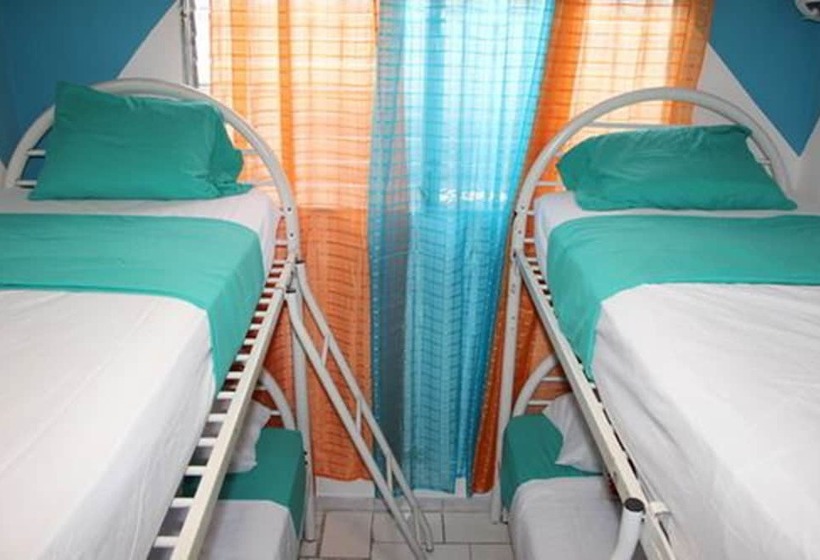 Los Panas Hostel