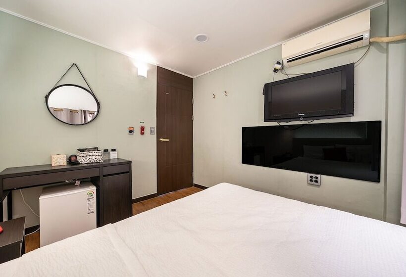 فندق على الطريق Jeju Hue