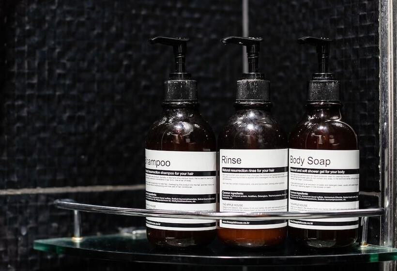 فندق على الطريق Jeju Hue