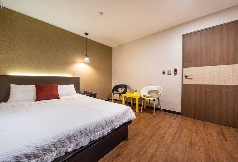 فندق على الطريق Jeju Hue