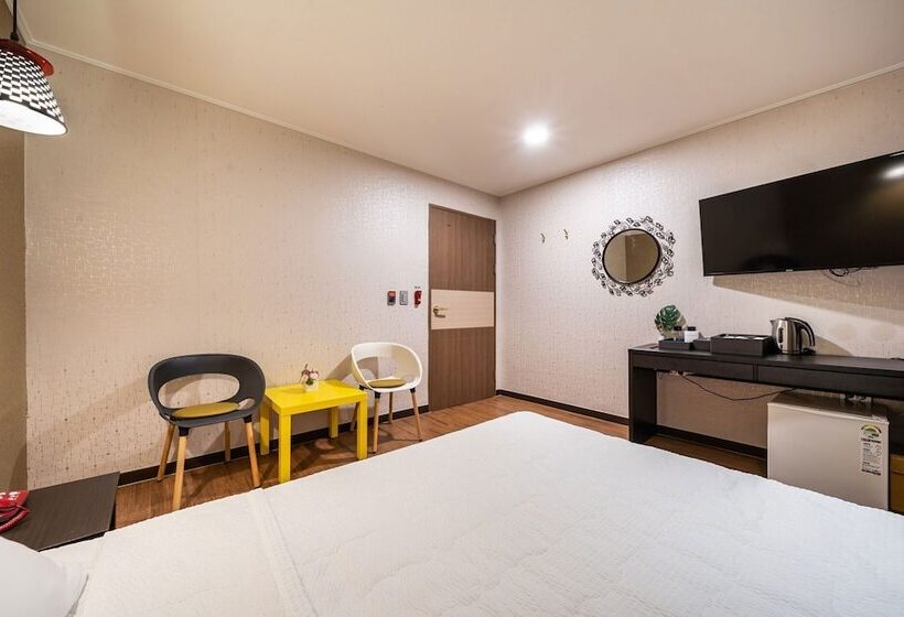 فندق على الطريق Jeju Hue