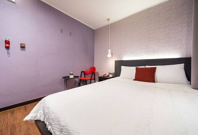 فندق على الطريق Jeju Hue