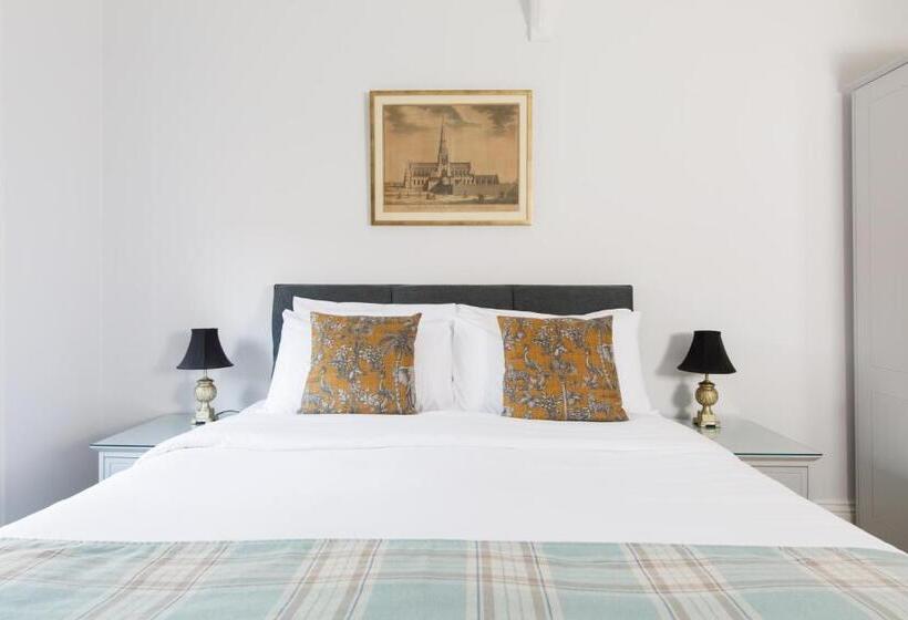 Пансион 4 Canon Lane