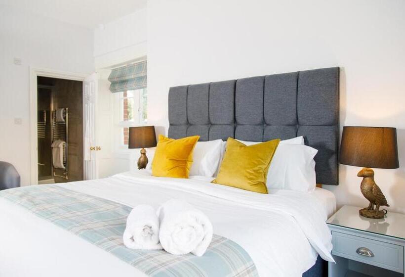 Пансион 4 Canon Lane