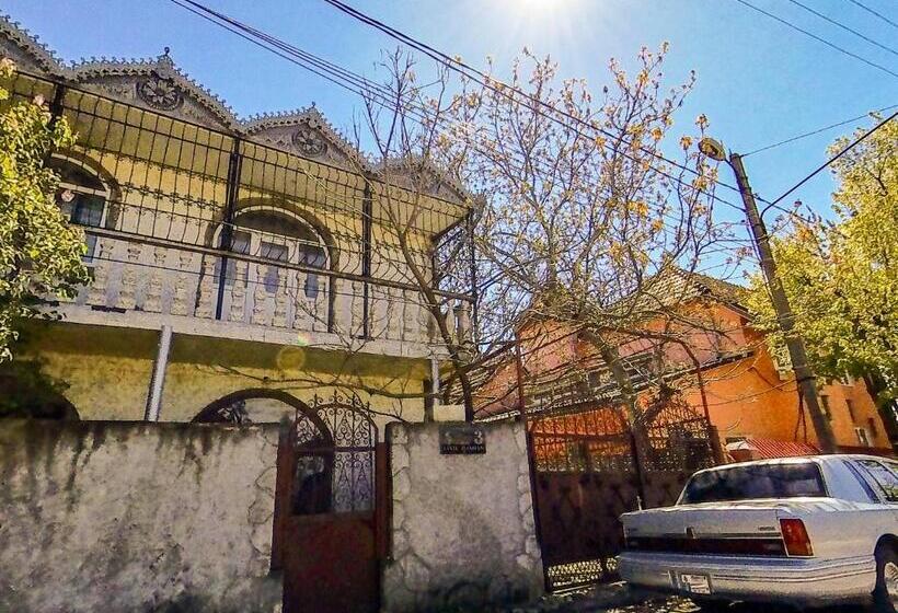 پانسیون La Vitalie Guest House