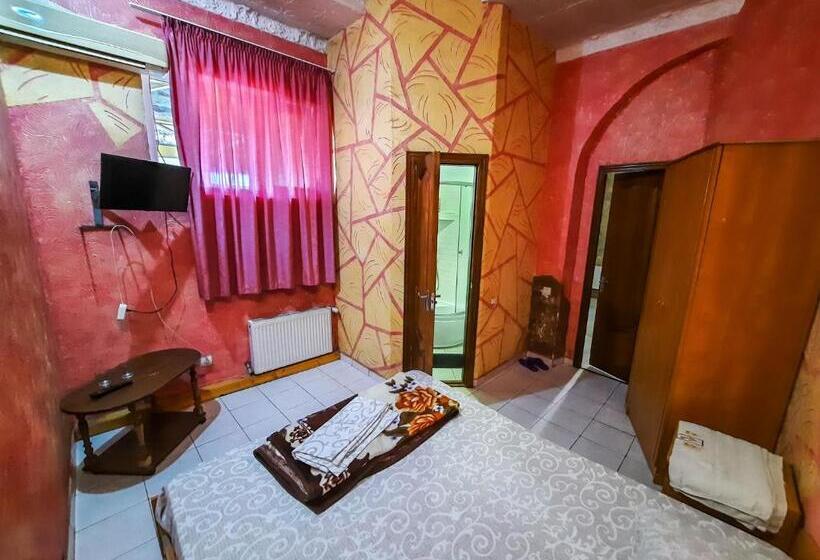 پانسیون La Vitalie Guest House