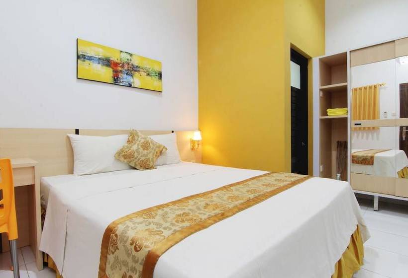 بنسيون Roemah De  Poenk