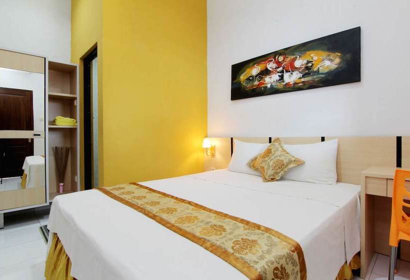 펜션 Roemah De  Poenk