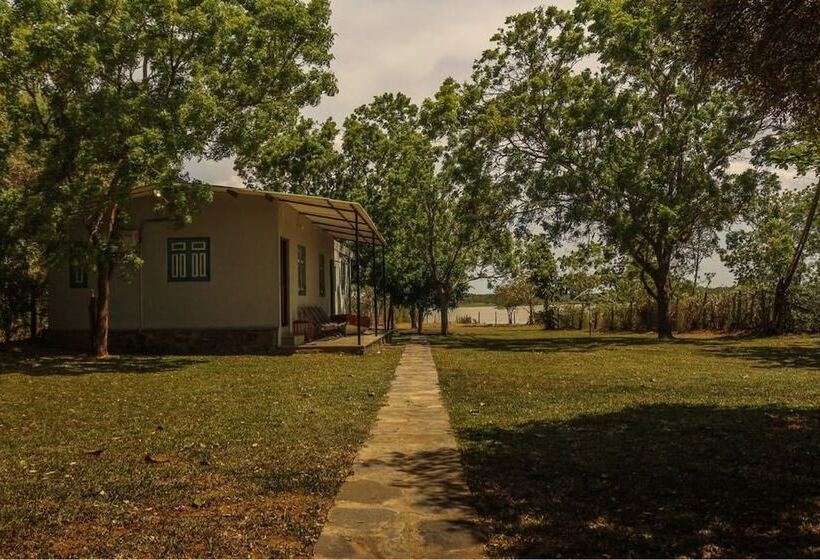 Пансион Shaka Bungalow