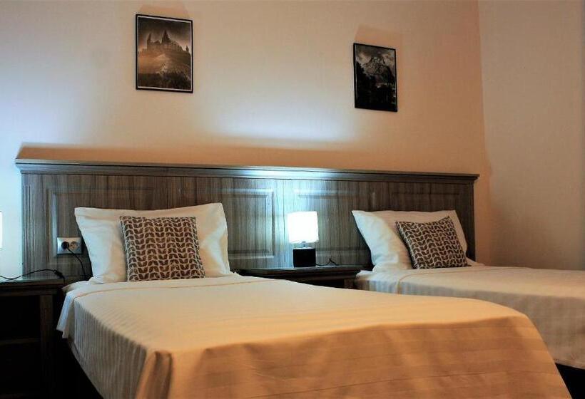 Пансион Silva House