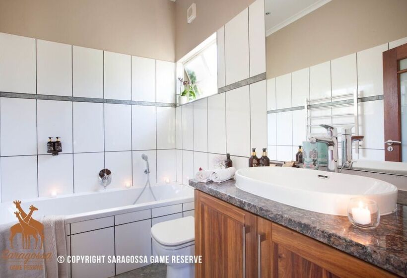 Пансион Twin Thorns Guesthouse