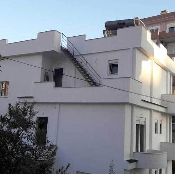 بنسيون Villa Orkidea