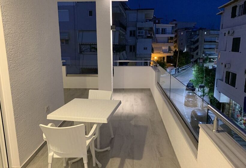 بنسيون Villa Orkidea