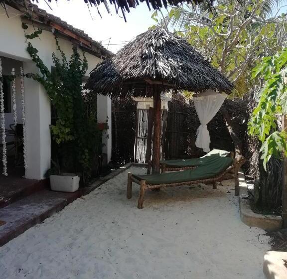 旅馆 Sunny House Paje Ii