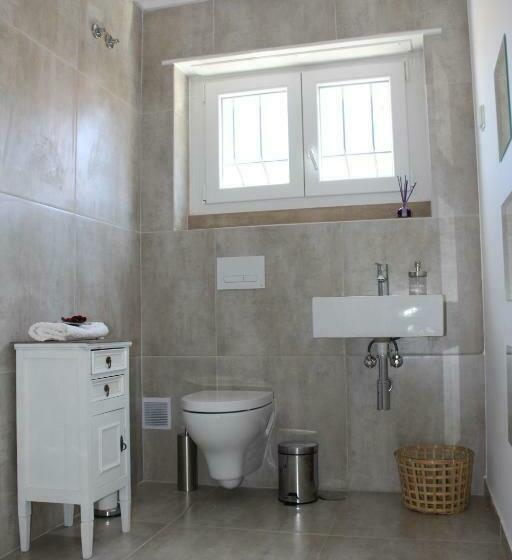 تختخواب و صبحانه Happysintra Guesthouse By Casa Do Preto