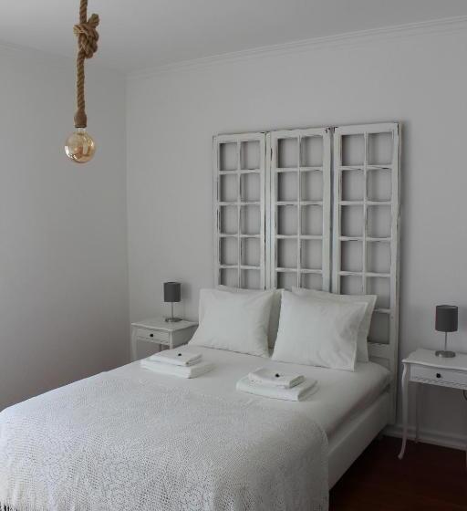 تختخواب و صبحانه Happysintra Guesthouse By Casa Do Preto