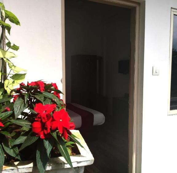 مبيت وإفطار Landy Queen