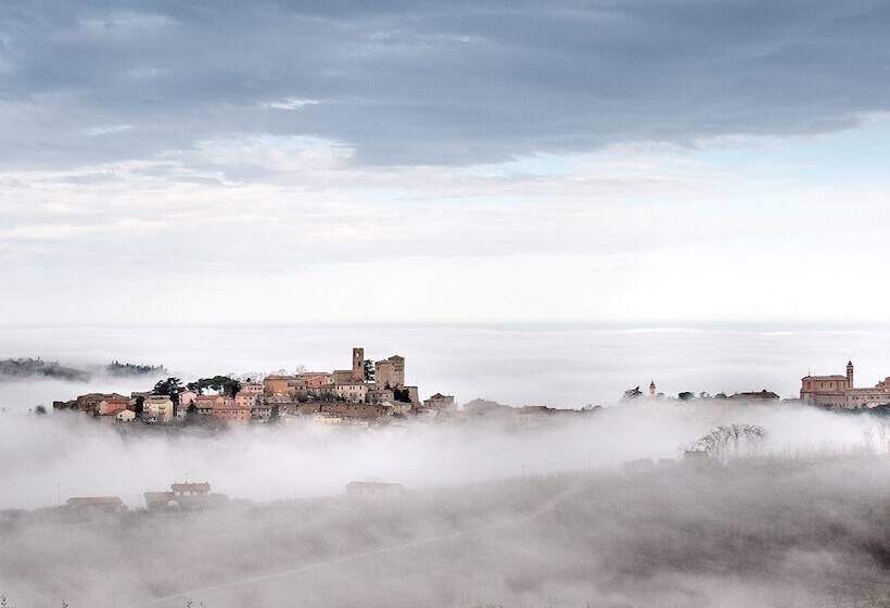 مبيت وإفطار Malatesta Antica Dimora