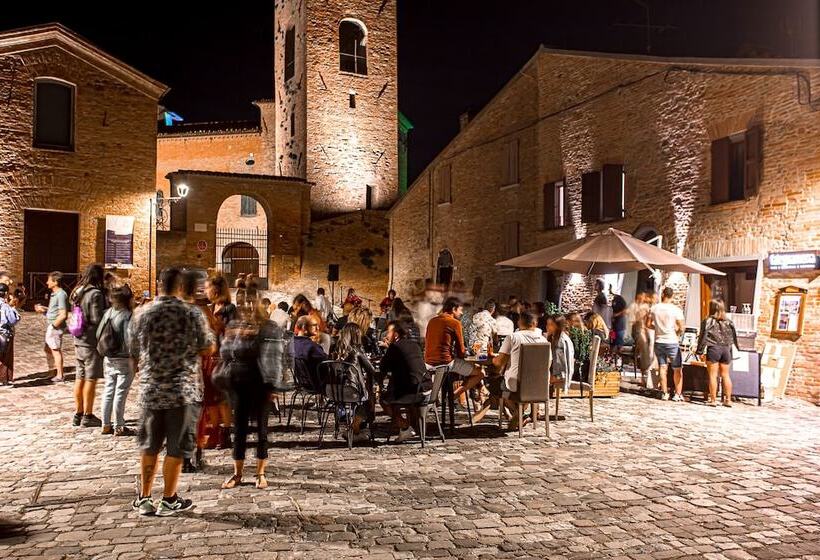 مبيت وإفطار Malatesta Antica Dimora