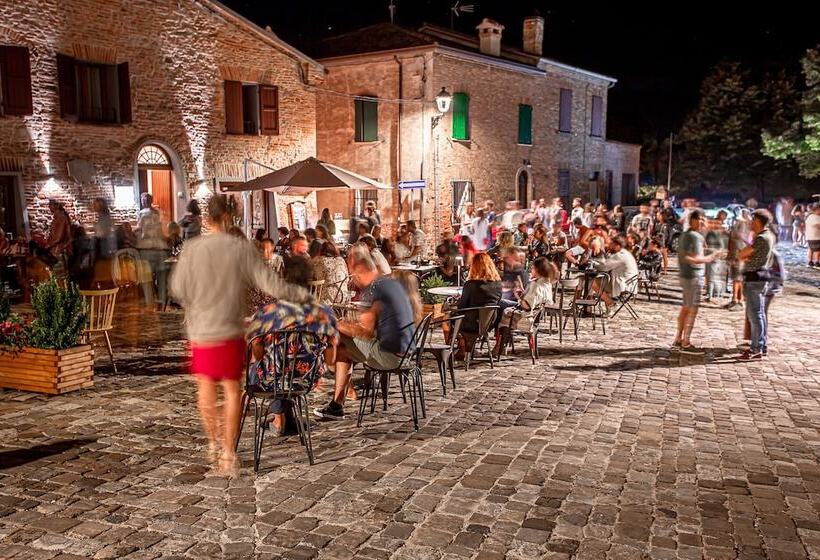 مبيت وإفطار Malatesta Antica Dimora