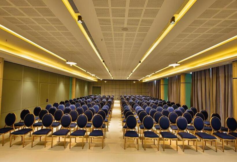 Отель Pushpak Grande