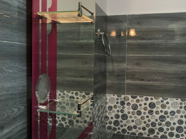 Отель Ran Rasa Guest