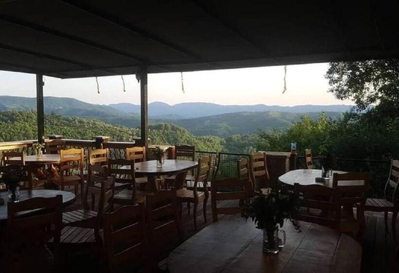 ホテル Restaurant Emblema