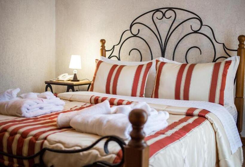 ホテル Restaurant Emblema