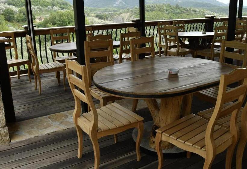 ホテル Restaurant Emblema