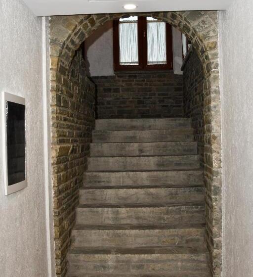 ホテル Restaurant Emblema