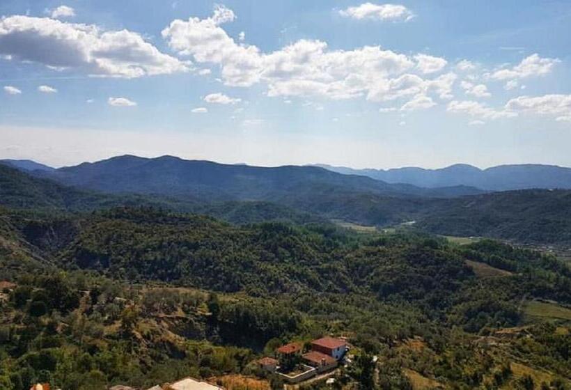 ホテル Restaurant Emblema