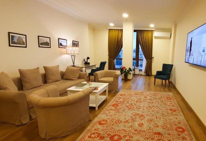 فندق Silk Road Kokand